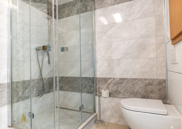 Prenájom 2 izbový byt Železníky - 2 x klimatizácia