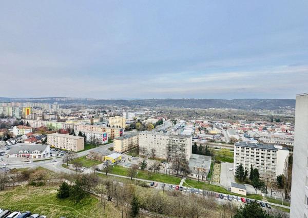 Prenájom 2 izbový byt Železníky - 2 x klimatizácia