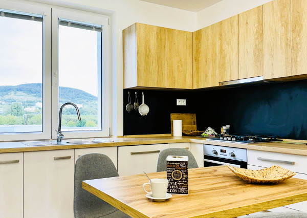 Predaj  2,5 i byt Národná trieda  VIDEO