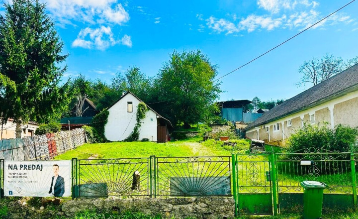 Stavebný pozemok Rešica - PREDANÝ - fotografia 3