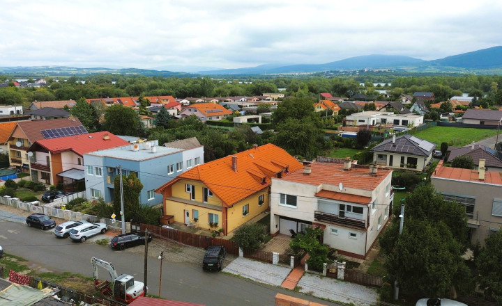Dvojgeneračný Rodinný dom v Čani - fotografia 32