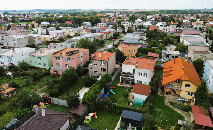 Dvojgeneračný Rodinný dom v Čani - fotografia 33