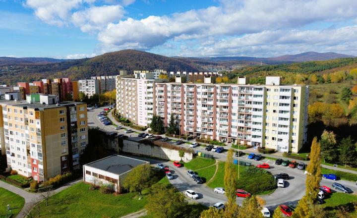 PREDANÝ Veľkometrážny 3i byt Košice Ťahanovce - - fotografia 21