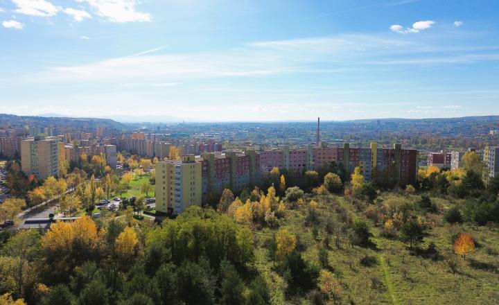 PREDANÝ Veľkometrážny 3i byt Košice Ťahanovce - - fotografia 24