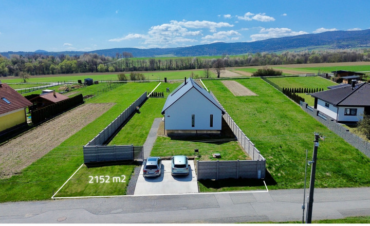 REZERVOVANÝ -Predaj 5 izbovej novostavby domu v obci Bartošovce - fotografia 26