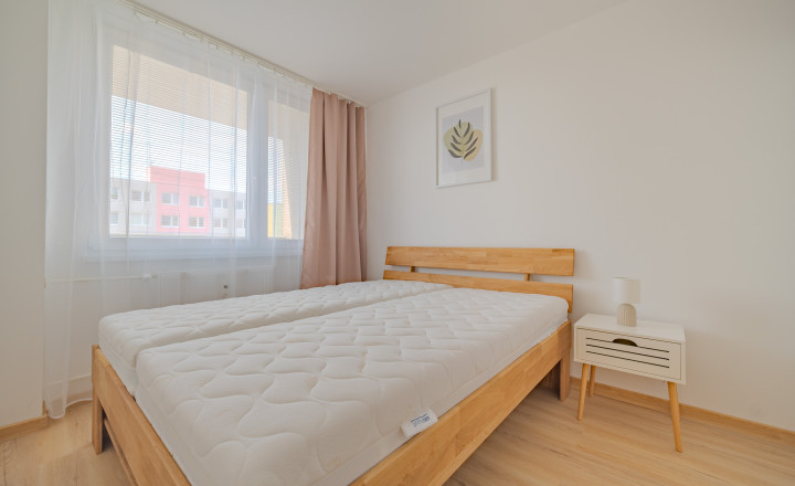 Rezervovaný 1,5 izbový byt na prenájom - fotografia 10