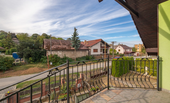 Praktický rodinný dom na predaj Vyšný Lanec - fotografia 12