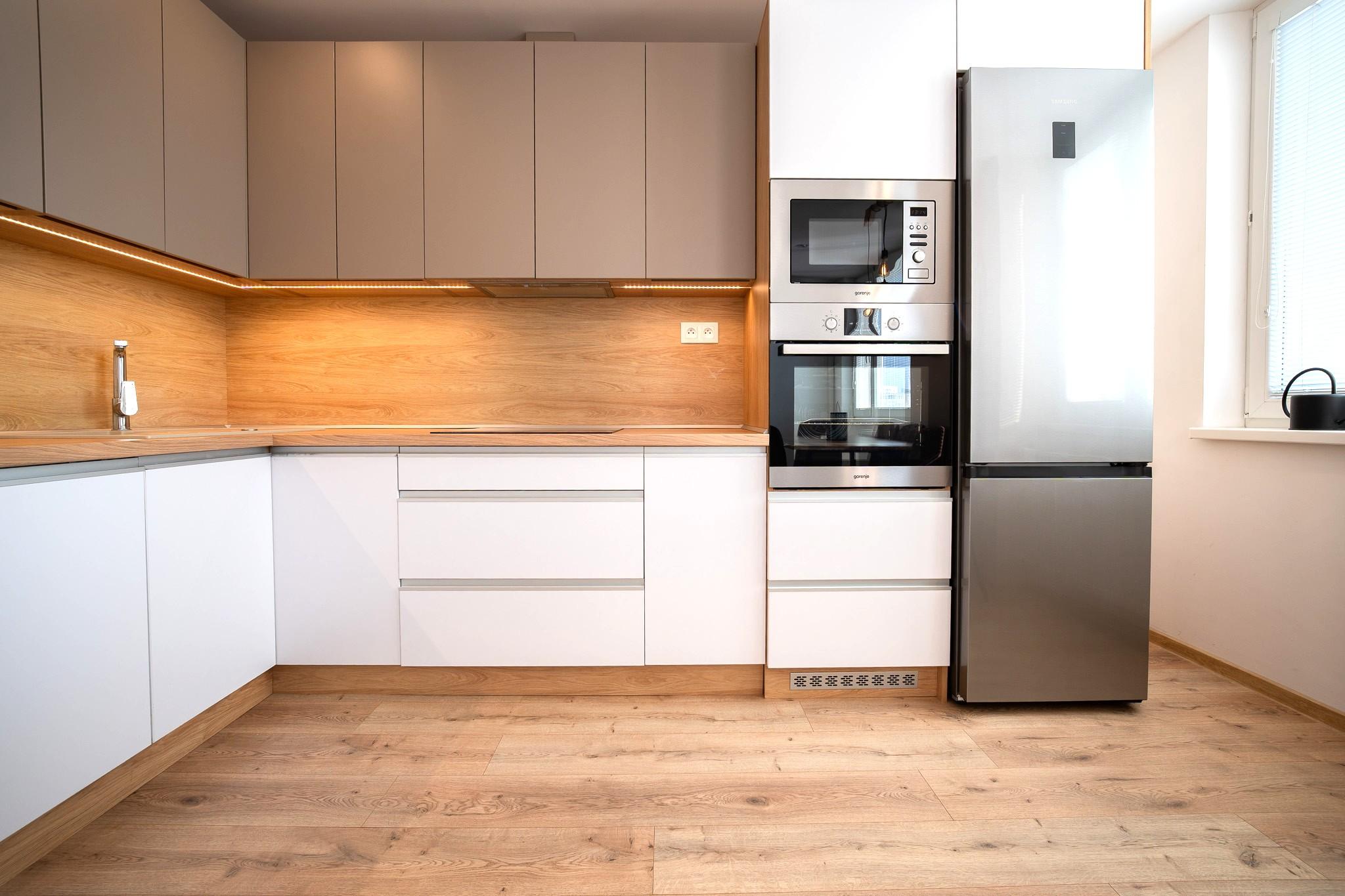 TOP PRENÁJOM  3 i byt -  Nad Jazerom - Polárna 16  VIDEO